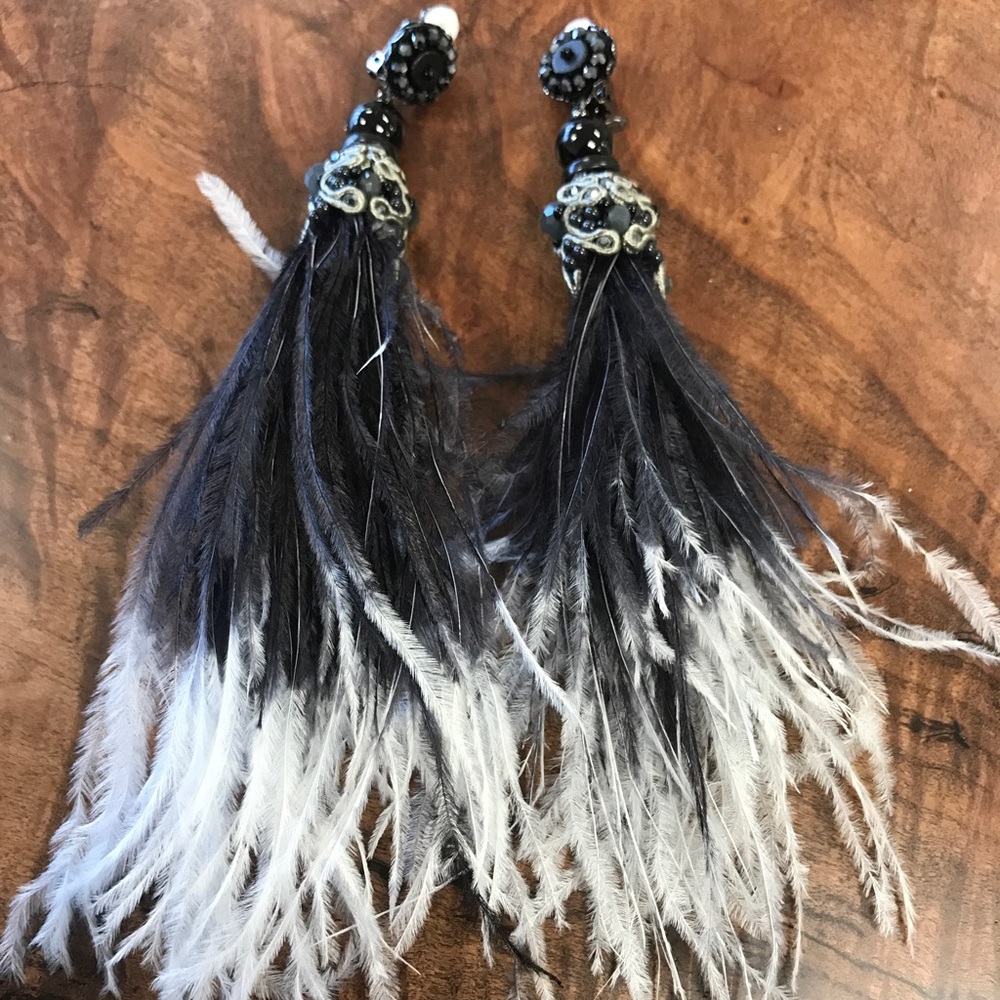 Feather clip-on earrings